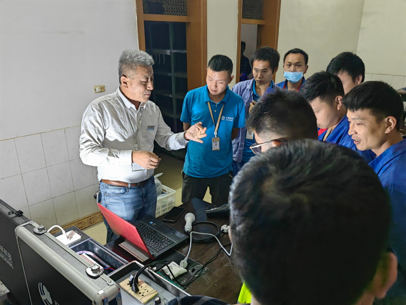 开云·kaiyun(中国)官方网站科技为中移铁通有限公司进行安全用电培训