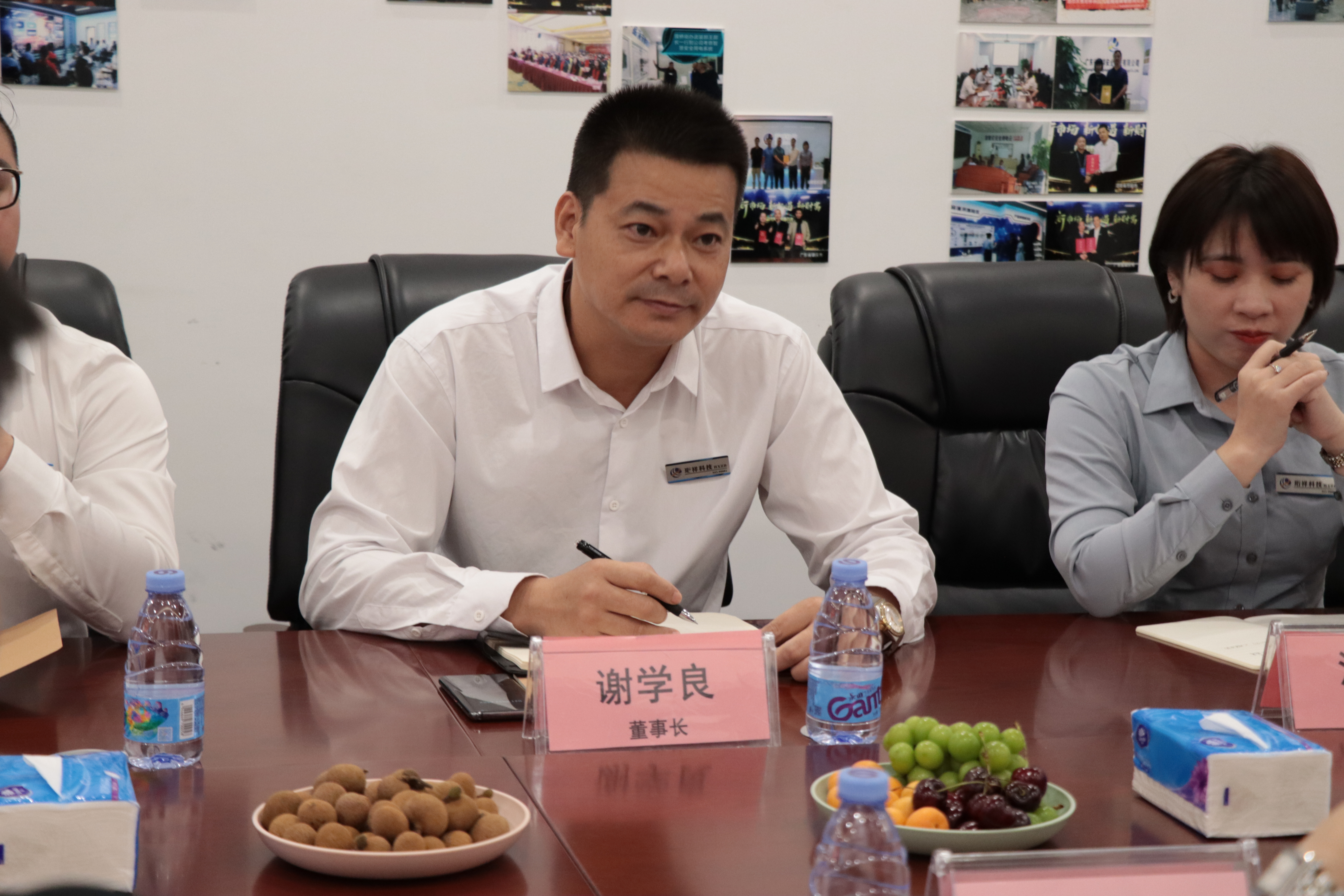 热烈欢迎邯郸魏县一行领导莅临开云·kaiyun(中国)官方网站科技参观考察